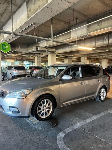 Kia Ceed 2009, 400,000 km - 1.6 л - Bakı