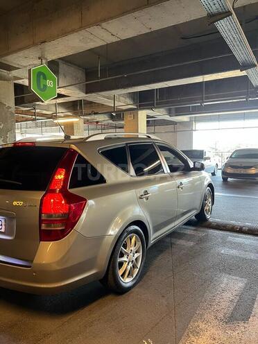 Kia Ceed 2009, 400,000 km - 1.6 л - Bakı