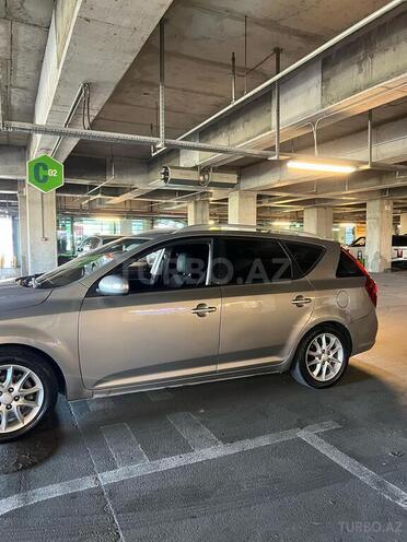 Kia Ceed 2009, 400,000 km - 1.6 л - Bakı