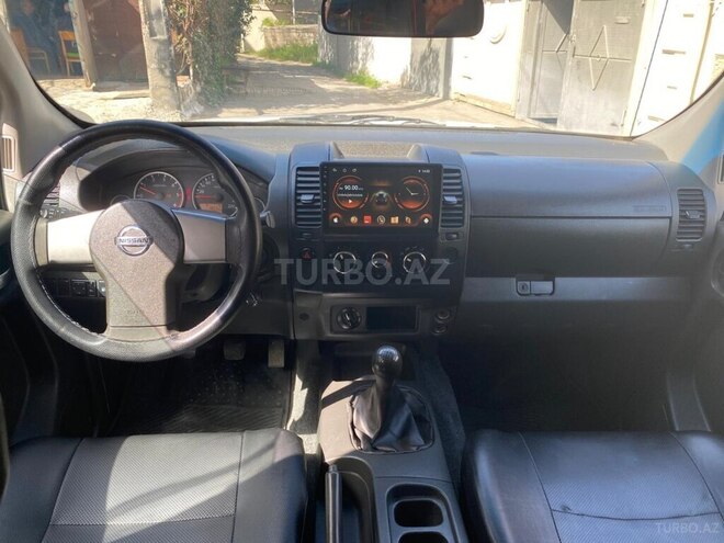 Nissan Navara 2011, 278,000 km - 2.5 л - Bakı