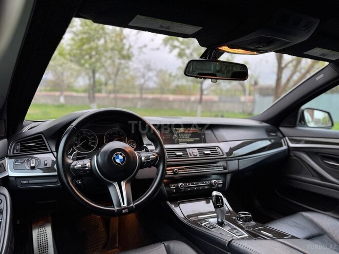 BMW 528 2013, 302,000 km - 2.0 l - Zaqatala