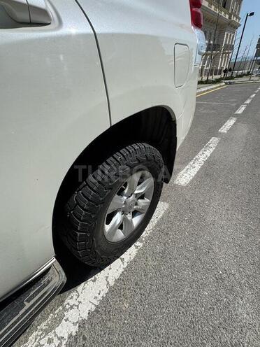 Toyota Land Cruiser Prado 2012, 276,000 km - 2.7 л - Bakı