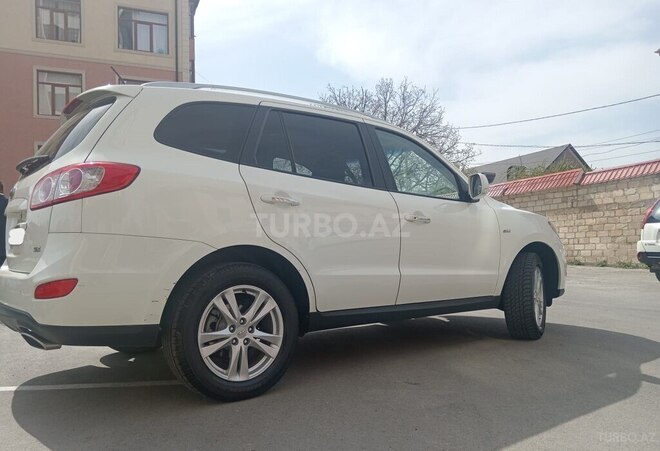 Hyundai Santa Fe 2009, 224,806 km - 2.0 l - Qusar