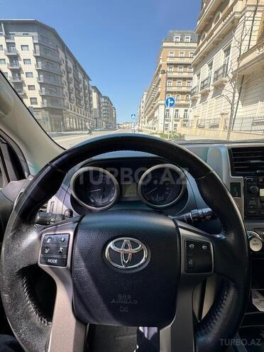 Toyota Land Cruiser Prado 2012, 276,000 km - 2.7 л - Bakı