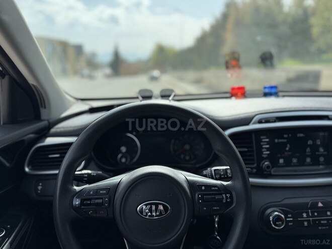 Kia Sorento 2017, 257,495 km - 2.4 l - Qusar