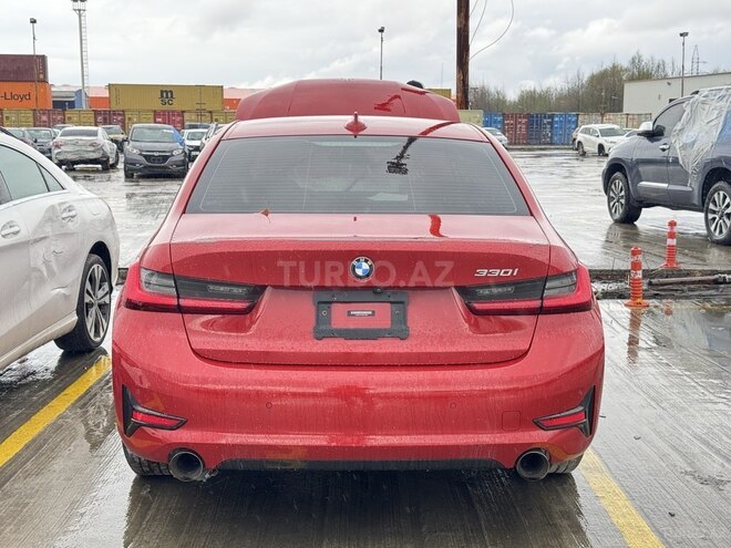 BMW 330-10