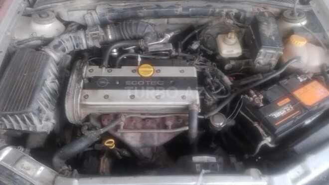 Opel Vectra 1998, 280,000 km - 2.0 l - Şamaxı