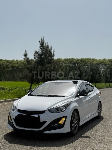 Hyundai Avante 2013, 225,000 km - 1.6 l - Masallı