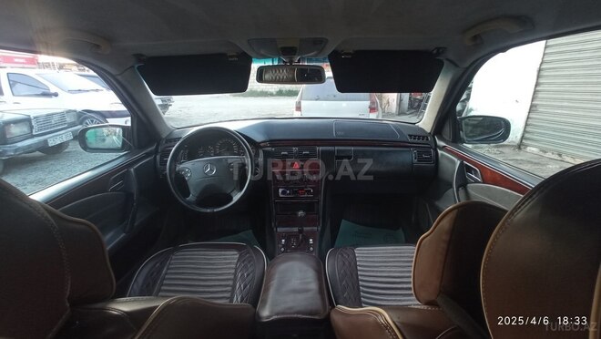 Mercedes E 220 d 1999, 356,000 km - 2.2 l - Bakı