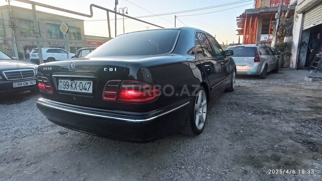 Mercedes E 220 d 1999, 356,000 km - 2.2 l - Bakı