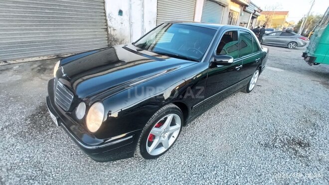Mercedes E 220 d 1999, 356,000 km - 2.2 l - Bakı