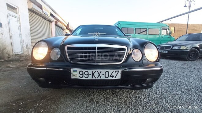 Mercedes E 220 d 1999, 356,000 km - 2.2 l - Bakı
