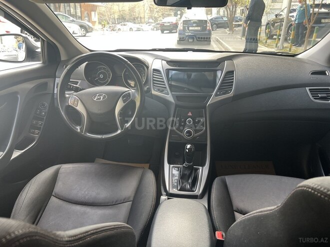 Hyundai Elantra 2015, 187,000 km - 1.6 l - Bakı