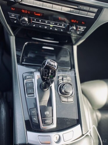 BMW 750 2011, 239,350 km - 4.4 l - Bakı