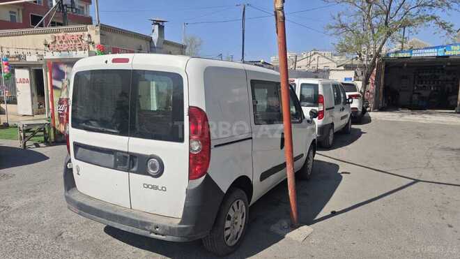 Fiat Doblo 2013, 257,000 km - 1.4 l - Bakı