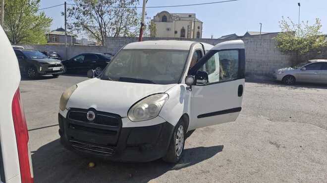 Fiat Doblo 2013, 257,000 km - 1.4 l - Bakı