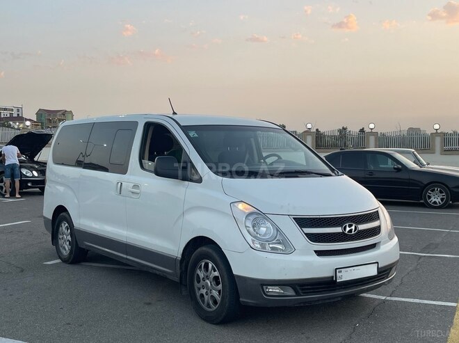 Hyundai H-1 2011, 425,000 km - 2.5 l - Bakı