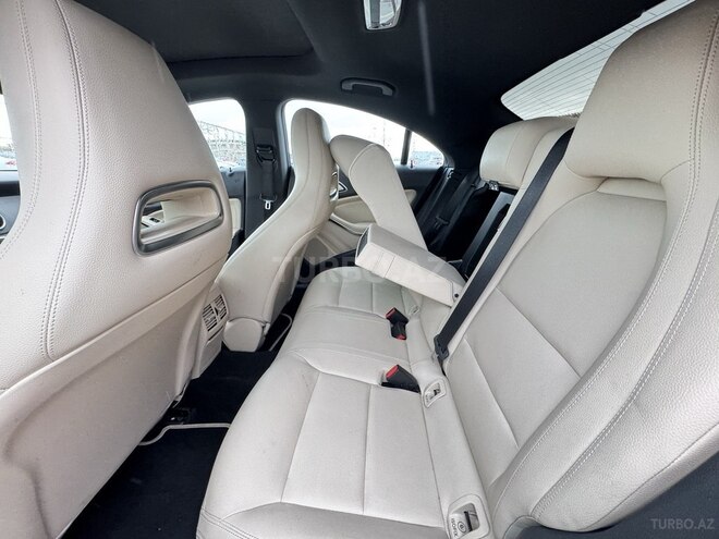 Mercedes CLA 250 2019, 129,684 km - 2.0 л - Bakı