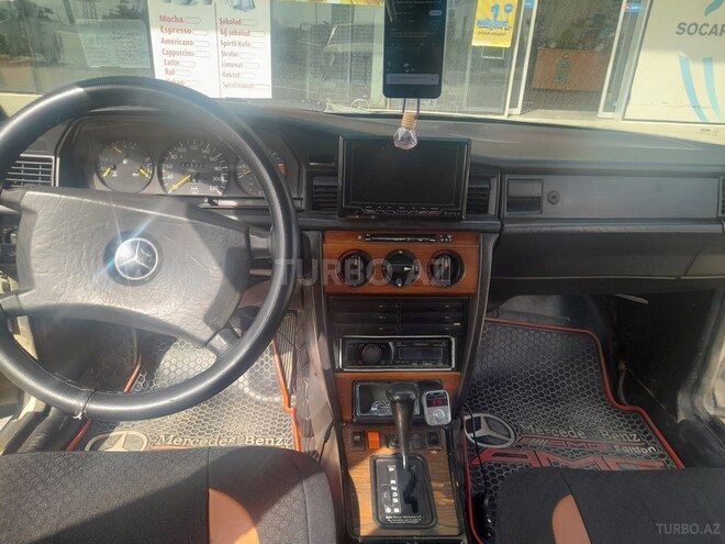 Mercedes 190 1990, 470,000 km - 2.0 l - Bakı