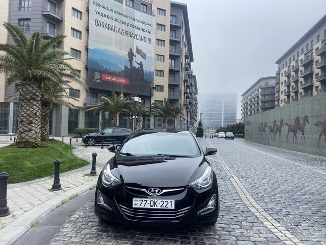 Hyundai Elantra 2015, 127,000 km - 1.8 л - Bakı