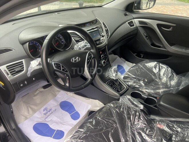 Hyundai Elantra 2015, 127,000 km - 1.8 л - Bakı