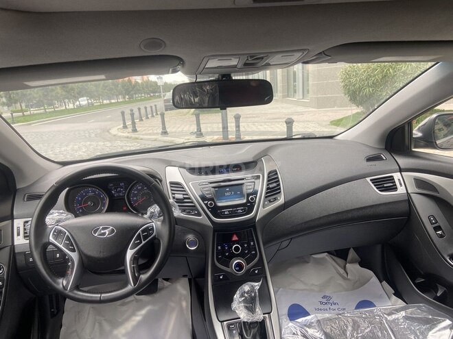 Hyundai Elantra 2015, 127,000 km - 1.8 л - Bakı