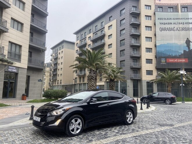Hyundai Elantra 2015, 127,000 km - 1.8 л - Bakı