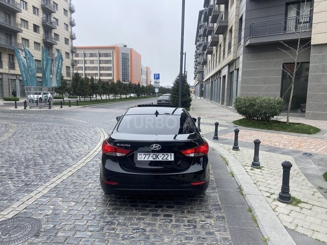 Hyundai Elantra 2015, 127,000 km - 1.8 л - Bakı