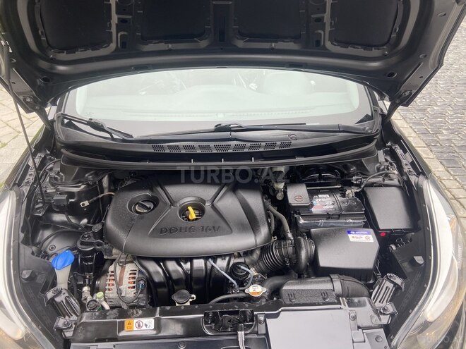 Hyundai Elantra 2015, 127,000 km - 1.8 л - Bakı