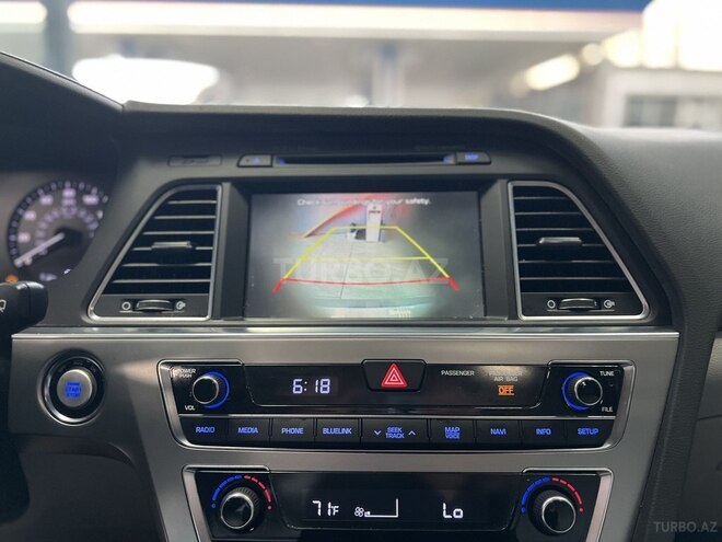 Hyundai Sonata-19
