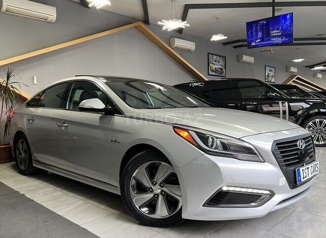 Hyundai Sonata-4