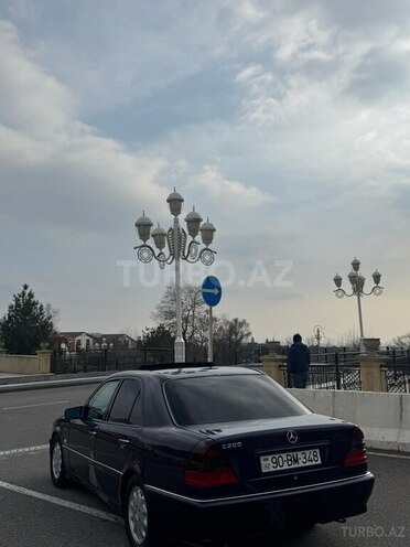 Mercedes C 200 2000, 459,352 km - 2.0 l - Qəbələ