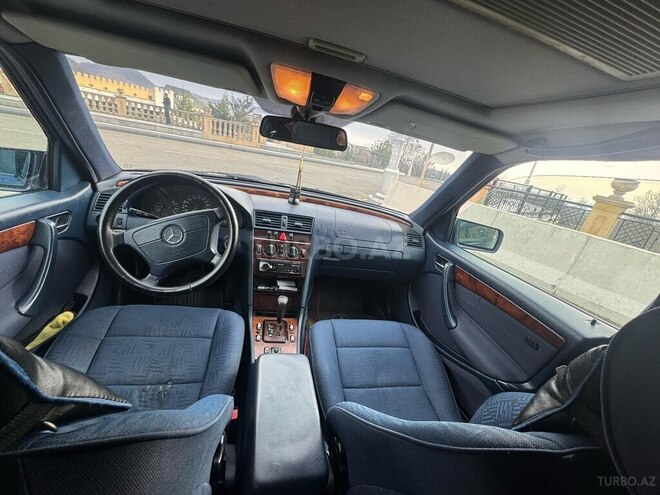 Mercedes C 200 2000, 459,352 km - 2.0 l - Qəbələ