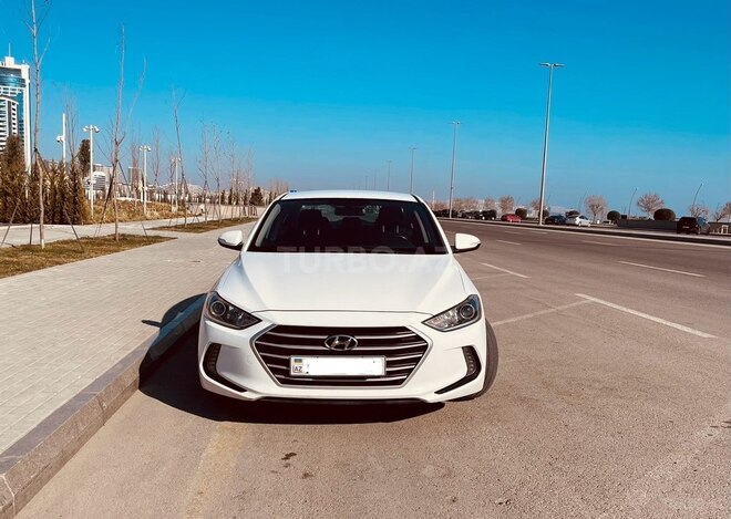 Hyundai Elantra 2016, 224,000 km - 2.0 l - Bakı