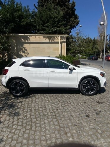 Mercedes GLA 250 2019, 54,700 km - 2.0 l - Bakı