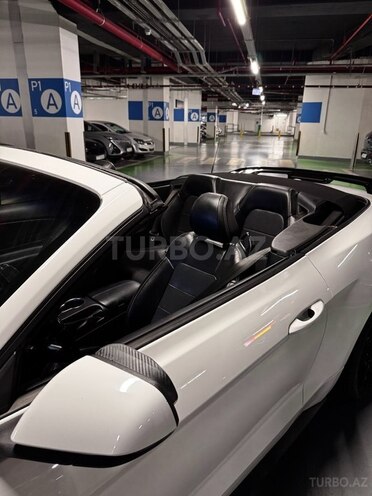 Ford Mustang 2020, 127,000 km - 2.3 л - Bakı