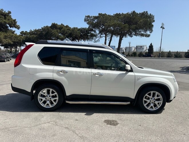 Nissan X-Trail 2012, 550,000 km - 2.5 l - Bakı