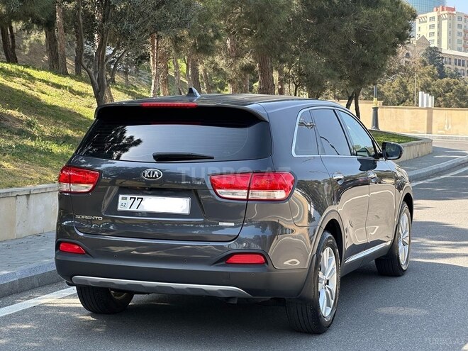 Kia Sorento-15