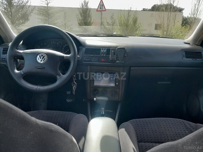 Volkswagen Bora 2000, 330,000 km - 2.0 l - Bakı