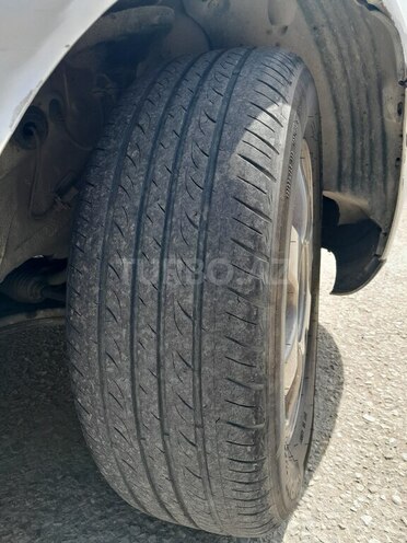 Volkswagen Bora 2000, 330,000 km - 2.0 l - Bakı