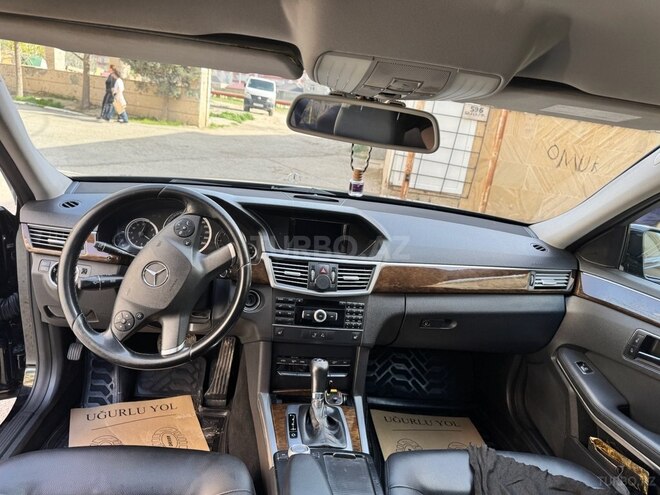 Mercedes E 220 d 2010, 303,000 km - 2.2 l - Bakı