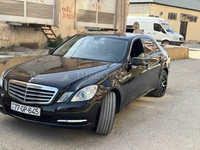 Mercedes E 220 d 2010, 303,000 km - 2.2 l - Bakı