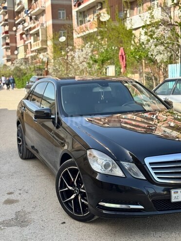 Mercedes E 220 d 2010, 303,000 km - 2.2 l - Bakı