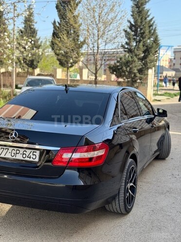 Mercedes E 220 d 2010, 303,000 km - 2.2 l - Bakı
