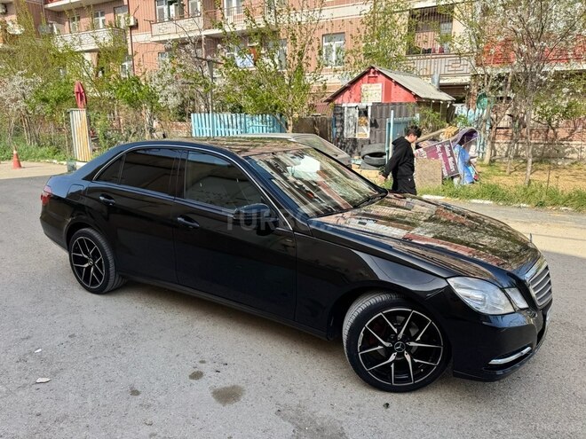 Mercedes E 220 d 2010, 303,000 km - 2.2 l - Bakı