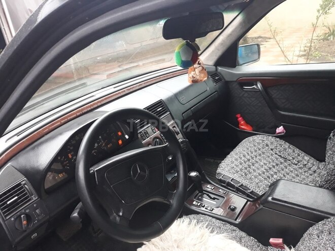 Mercedes C 250 d 1995, 370,000 km - 2.5 l - Masallı