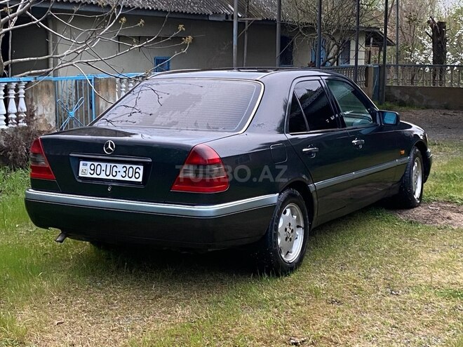 Mercedes C 250 d 1995, 370,000 km - 2.5 l - Masallı