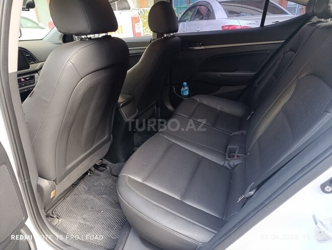 Hyundai Elantra 2018, 128,000 km - 1.6 l - Bakı