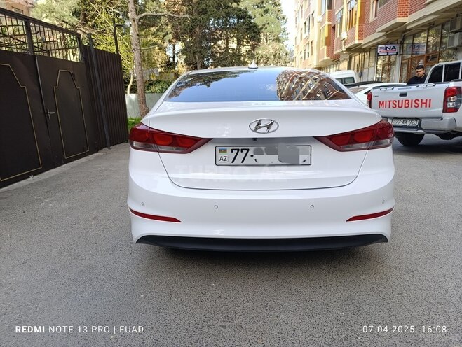 Hyundai Elantra 2018, 128,000 km - 1.6 l - Bakı