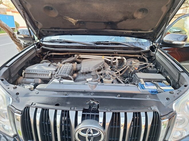 Toyota Land Cruiser Prado 2012, 131,000 km - 2.7 л - Bakı